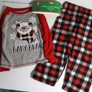 New 2T Baby Bear buffalo plaid Christmas pajamas